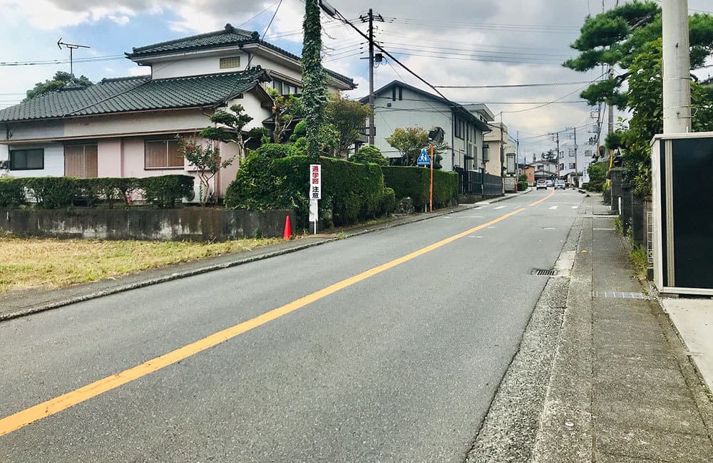 御殿場市御殿場263.73㎡（79.77坪）前面道路