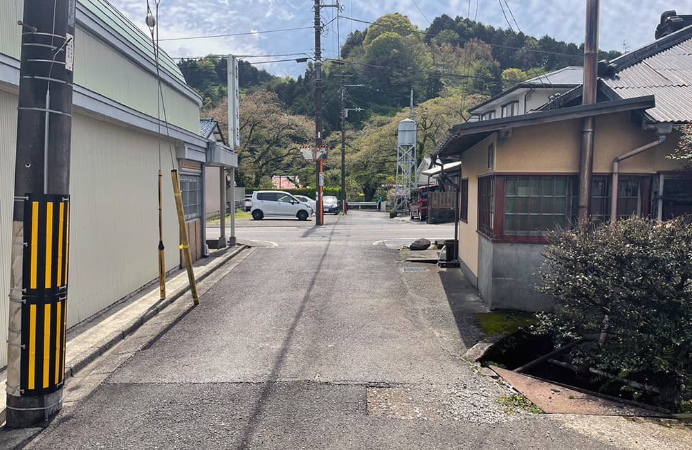 土地　足柄上郡山北町山北分譲地　166.94㎡（50.49坪）〜